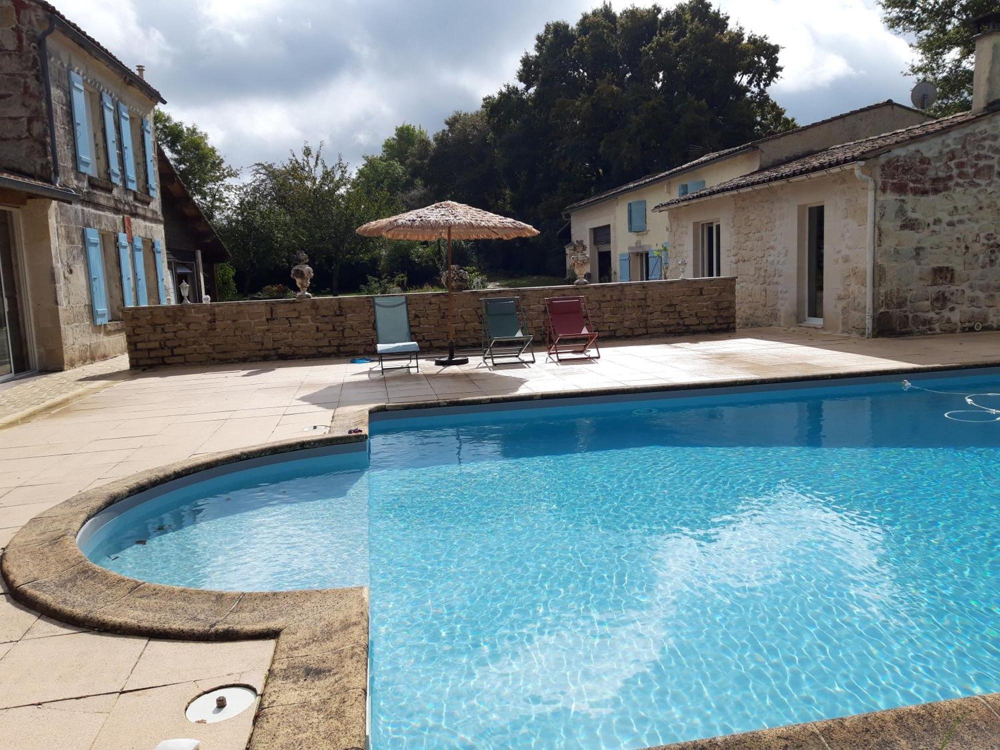 Domaine Fontcouverte Hotell Fontcouverte  Exteriör bild